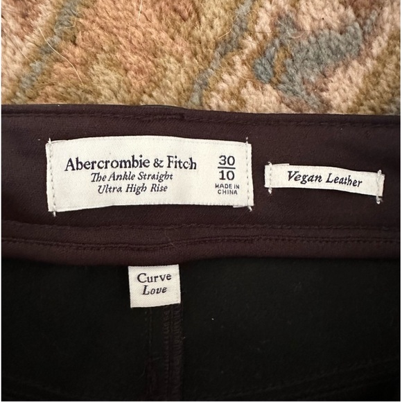 Abercrombie and Fitch Curve Love Vegan Leather Pants - Picture 11 of 11